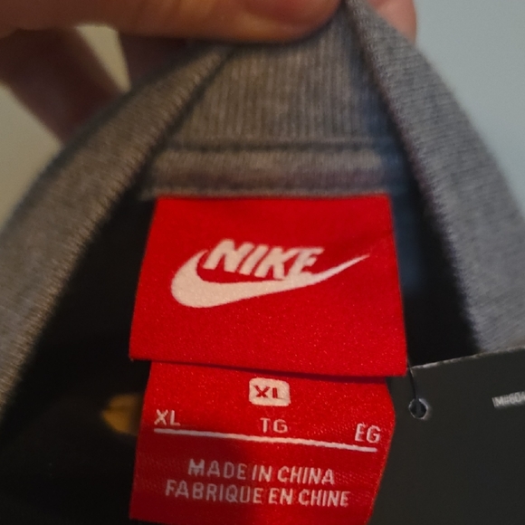 Nike Gray Tee with Blue Graphic - Picture 2 of 4